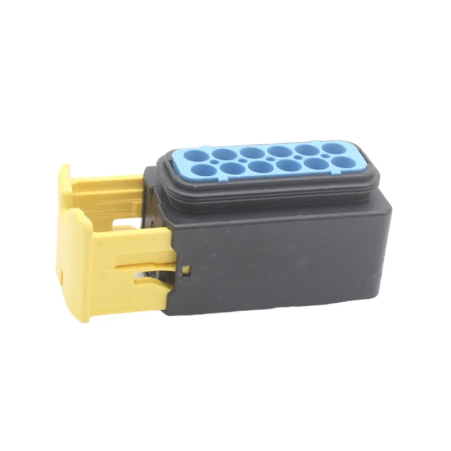 4-1670901-1泰科TE汽车防水插座连接器